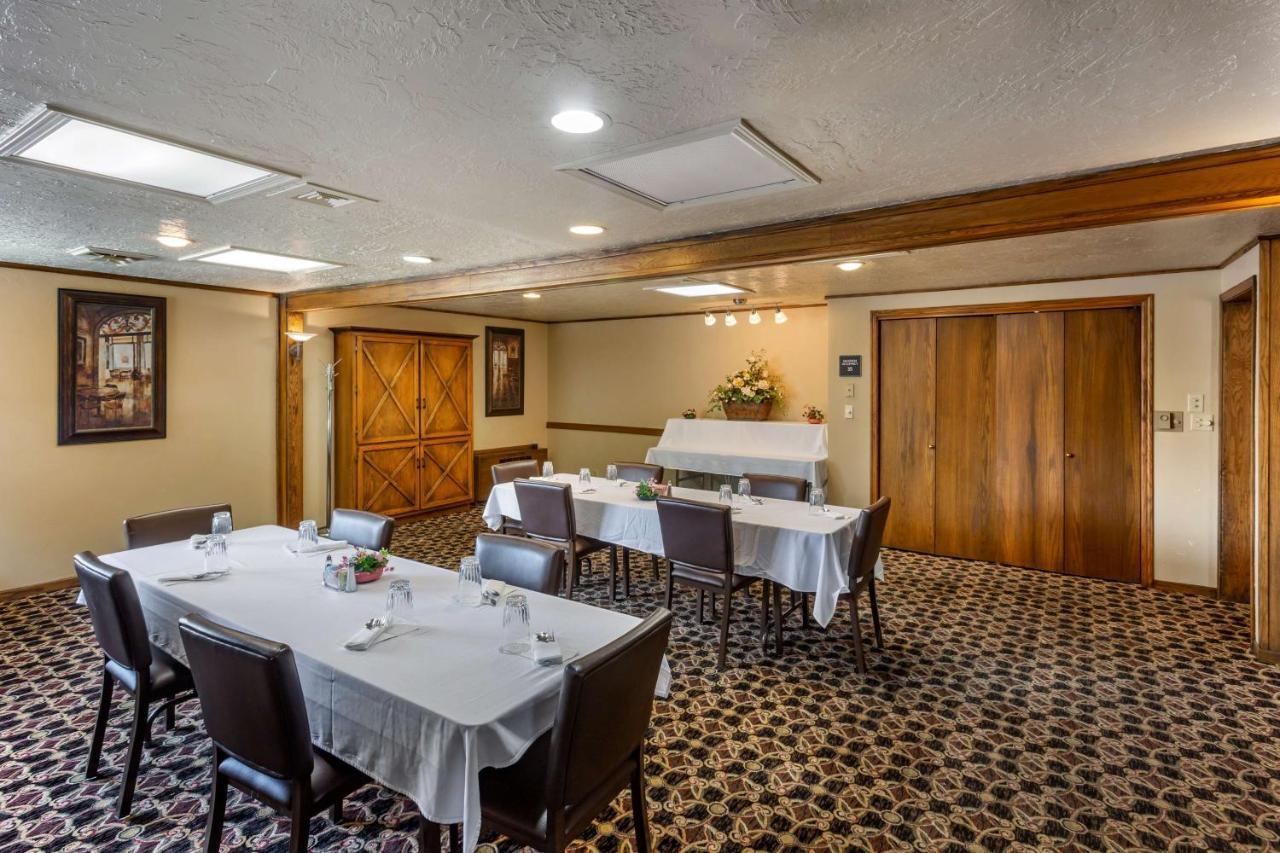 Best Western Dunmar Inn Evanston Extérieur photo